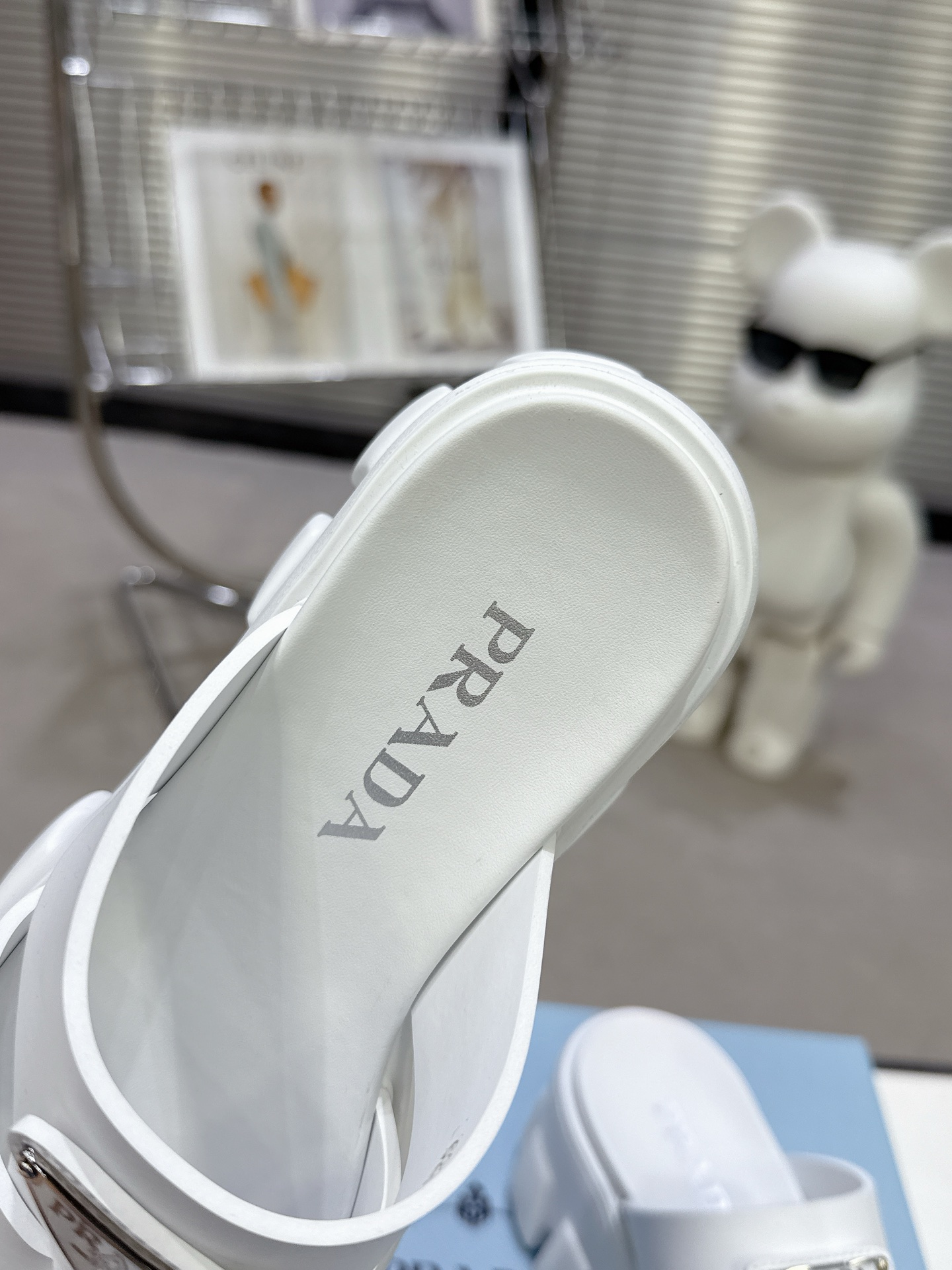 Women's high heels
